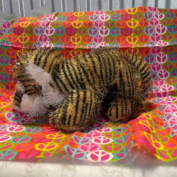 Webkinz Tiger HM032 No Code Stuffed Plush Animal Pet - Picture 2 of 4